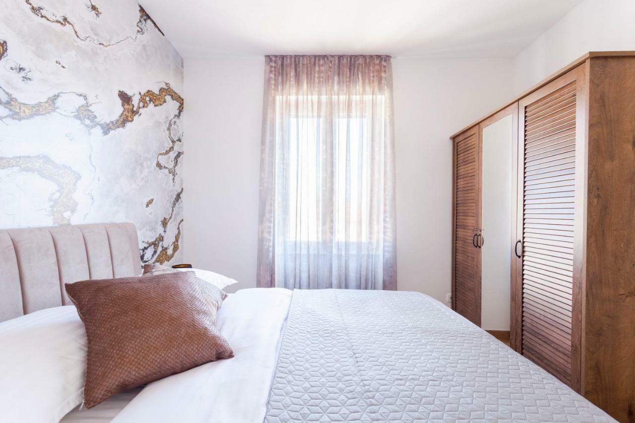 Cozy Apartment Lile In The Heart Of Old Town スプリト エクステリア 写真